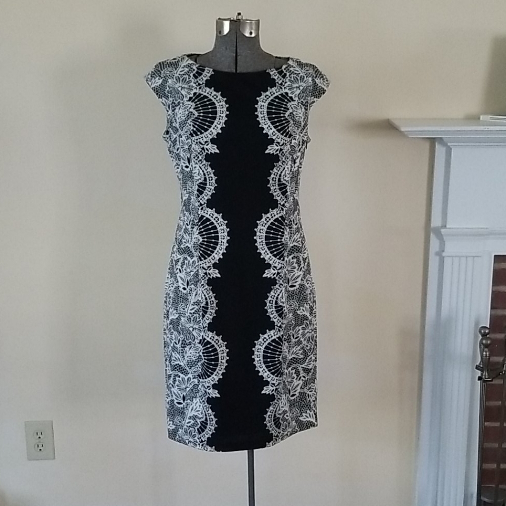 Maggy London Black & White Lace print dress - 10